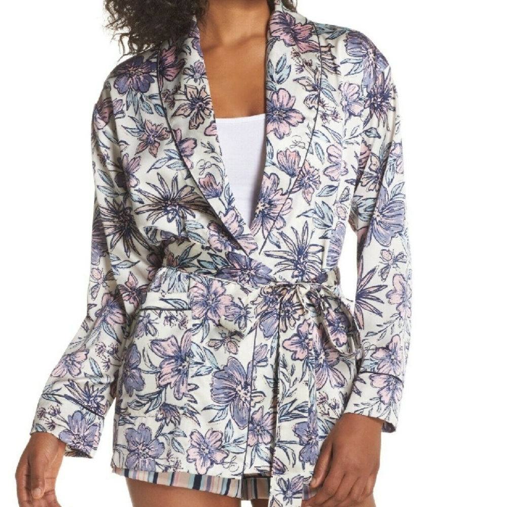 Sam Edelman Women's Antique White Floral Robe